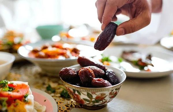 Ramazan ayının səkkizinci gününün duası - İmsak və iftar vaxtı