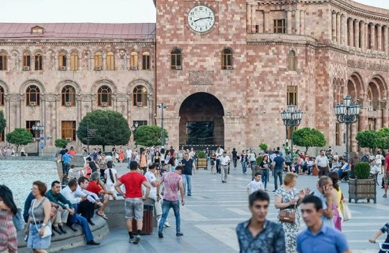 Ermənilər də Rusiyadan imtina edir - Rəy sorğusunun sürpriz nəticələri açıqlandı