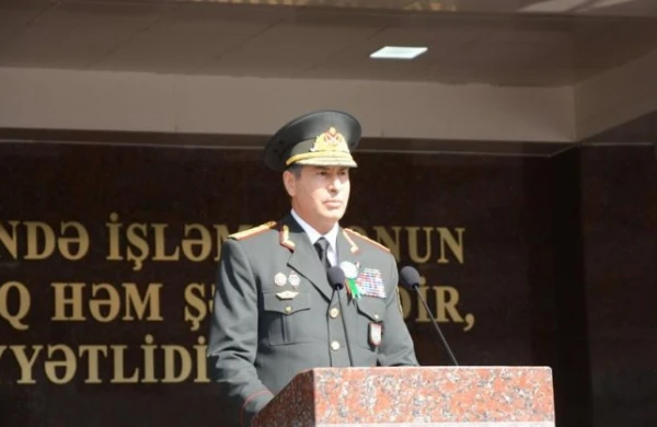 Vilayət Eyvazov Polis Akademiyası rəisinin birinci müavinini təqaüdə göndərib