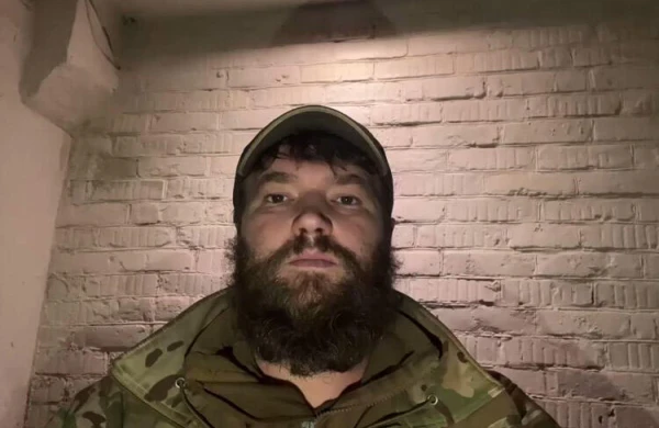 "İki həftədir bizimlə maraqlanan yoxdur" - Mariupolu qoruyan "Azov" - VİDEO