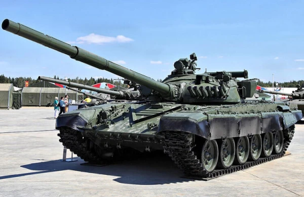 Polşa Ukraynaya 100 tank verir - FOTO