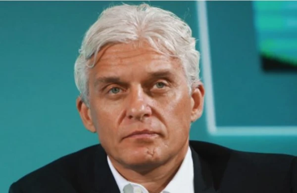 “Generallar “poxmel”dən ayılıblar ki, ordu zibil günündədir” – Rus milyarder