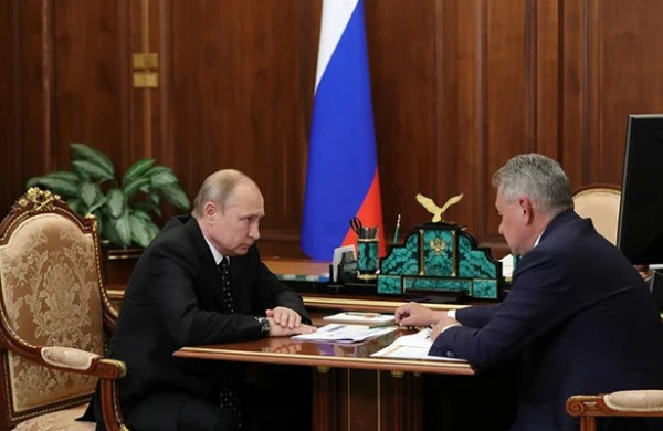 Putin Ukraynaya hücum qərarını kimlərlə birgə qəbul edib?