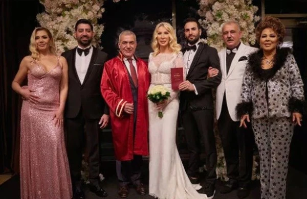 Seda Sayan 7-ci dəfə ərə getdi - Foto