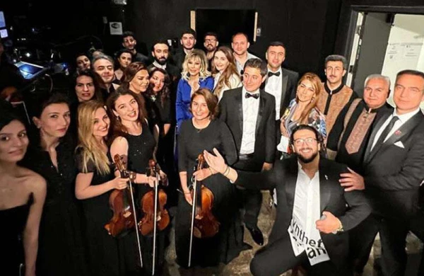 Xalq artistləri Vaşinqtonu dolaşdılar - FOTO