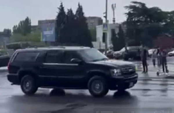 Ukraynaya gizli gedən Baydenin görüntüləri yayıldı - VİDEO - FOTO