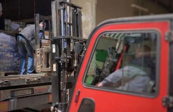 Azərbaycan Dneprə 20 ton humanitar yardım göndərdi - Fotolar