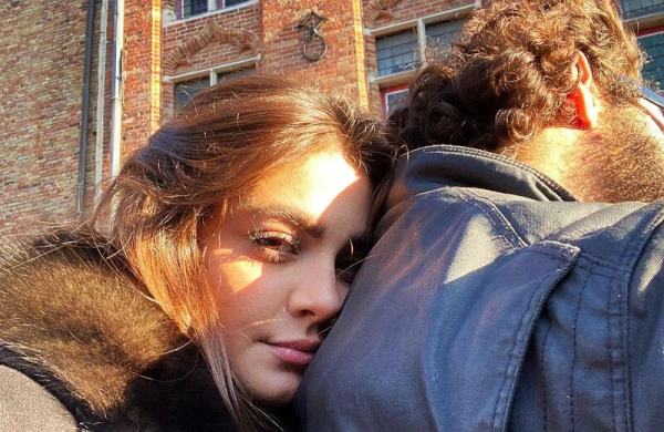 Van Dammın oğlu azərbaycanlı həyat yoldaşından yazdı: "Bütün yaşadıqlarımdan sonra..." - FOTO