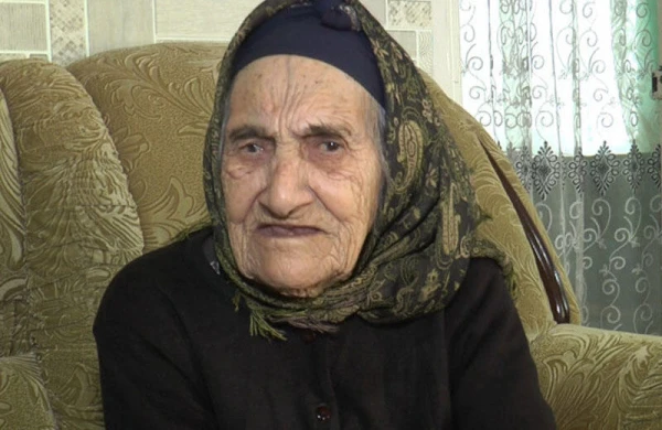 105 yaşlı nənə uzunömürlü olmağın sirrini açıqladı - VİDEO