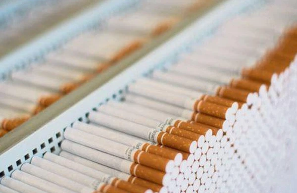 Azərbaycanda “Sobranie” və “Winston” mağazalarda niyə tapılmır? - Açıqlama