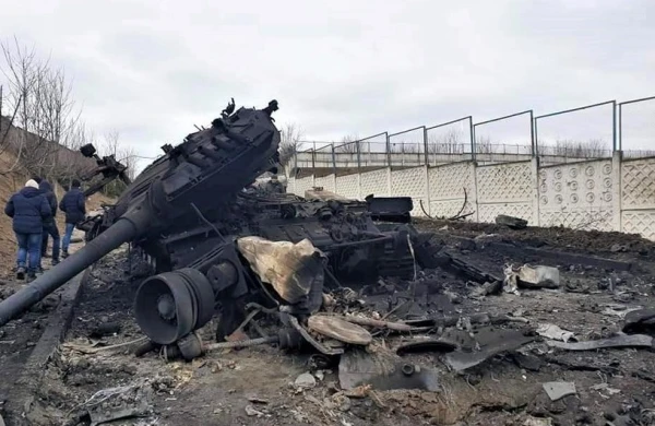 Ukrayna ordusunu atəşə tutan TANK BELƏ MƏHV EDİLDİ