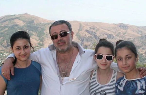 Xaçaturyana qarşı ittiham sərtləşdirildi: pornoqrafiyanın yayılmasına görə...