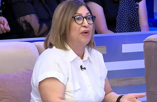 Canlı yayımda ekspertə etiraz etdi: "Mən siz ağılda deyiləm" - VİDEO