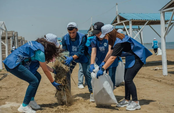 Sahilyanı təmizlik aksiyası keçirilib - FOTO