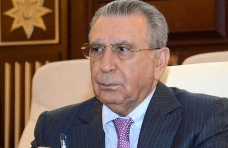 AMEA yenə niyə çalxalanır: “Mehdiyev sindromu” davam edir