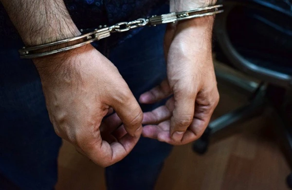 В Азербайджане арестованы 10 должностных лиц