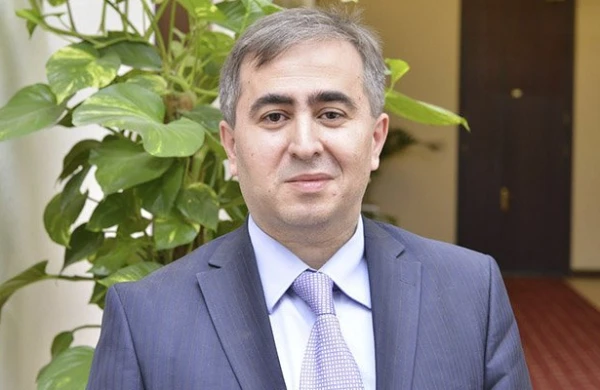 Qafqaz Universitetinin məşhur müəllimi vəfat etdi
