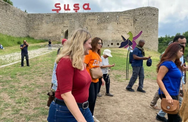 Xarici səyyahlar Ağdam və Şuşada - YENİLƏNİB - FOTO
