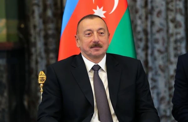 Prezident SƏRƏNCAM İMZALADI