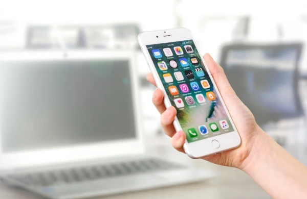 Mobil telefon istifadəçilərinin nəzərinə - Bunu qətiyyən etməyin