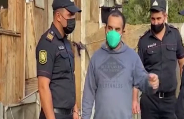 Maşından qızlara söz atan oğlanı görün nə etdilər - Azərbaycanda şok hadisə