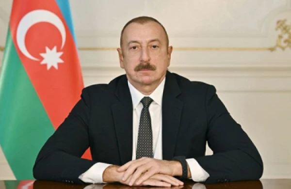 Bu şəxslər pensiyaya 5 il tez çıxacaq – Prezident Qanunu təsdiqlədi