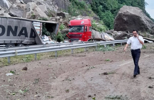 В результате оползня в Турции погиб азербайджанец