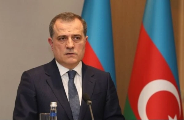 Azərbaycanda şok təyinat: Nazir 23 yaşlı qızı şöbə müdiri təyin etdi
