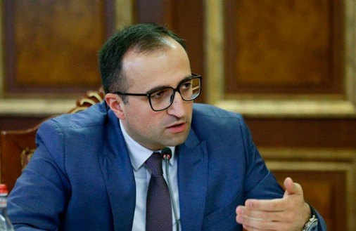 Близкий соратник Никола Пашиняна предлагает прямые переговоры с Баку … И НАМЕКАЕТ, ЧТО РОССИЯ ЭТОГО НЕ ХОЧЕТ