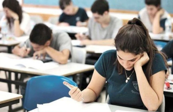 Qəbul imtahanından 6 nəfər QOVULDU