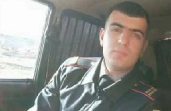 Polisin özünü asdığı meşədən ŞOK VİDEO