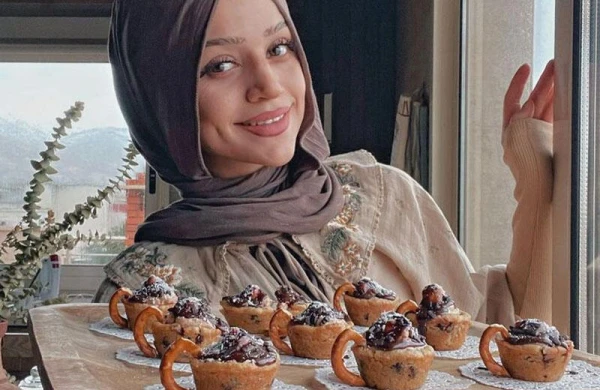 Dünyada ən məşhur aşpaz bu 23 yaşlı müsəlman qız oldu... - VİDEO - FOTO