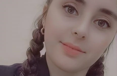 Polis  axtarışda olan 19 yaşlı qızı görün hardan tapdı - FOTO