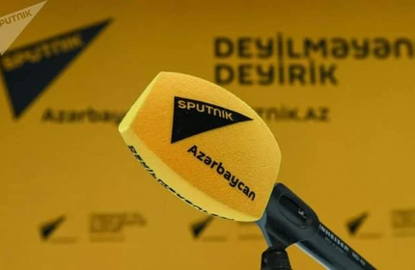 Sputnik Azərbaycanın 4 qadın redaktoru birdən istefa verdi - Qürurverici səbəb