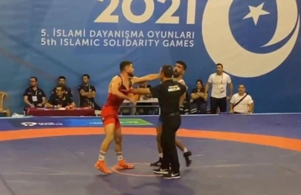 Hacı Əliyevlə iranlı güləşçi arasında dava düşüb - VİDEO