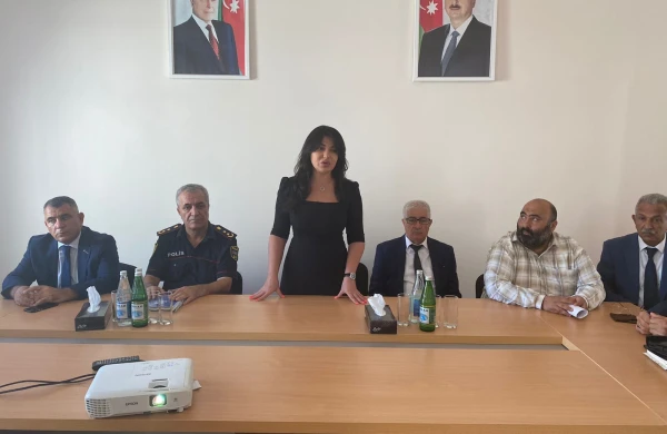 Suraxanıda məişət zorakılığının qarşısının alınması məqsədilə silsilə maarifləndirici tədbirlər keçirilir
