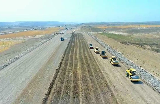 Naxçıvana avtomobil yolu açılır