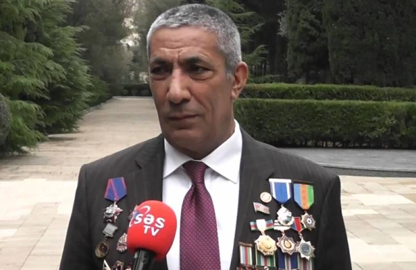 Siyavuş Novruzov cəbhəyə yazıldığını TƏSDİQLƏDİ: “Kifayət qədər döyüş təcrübəm var”