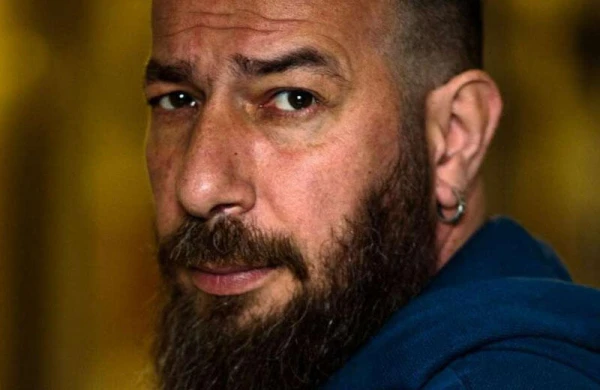 “Bu ölkədə sənətkar olmaq üçün mütləq ölmək lazımdır”