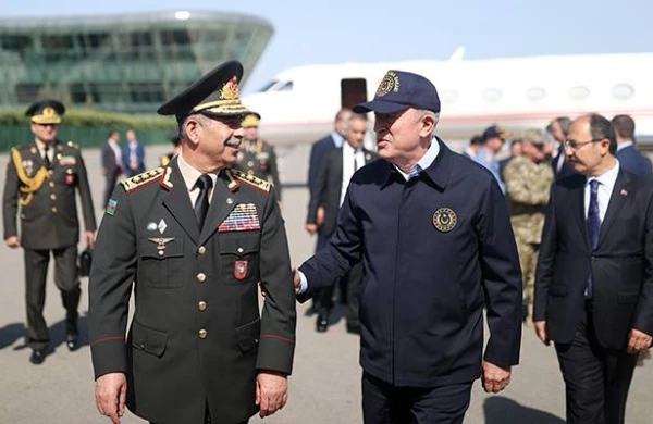 Hulusi Akar Azərbaycana gəldi - FOTOLAR