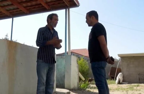 Sinif yoldaşını döyən məktəbli günə 30 manat qazanırmış - Atalığı DANIŞDI
