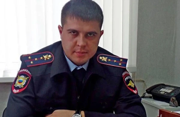 Polis polkovnik-leytenantı Füzulinin taksisini qaçırdı