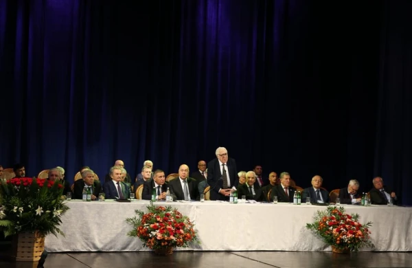 AYB-nin qurultayı: 4 komissiya təyin olunub, sədr və üzvləri seçilib