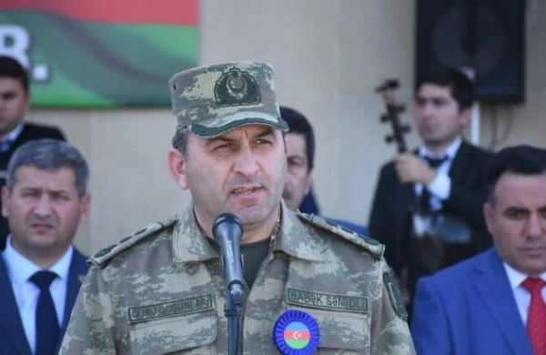 Babək Səmidlini ikinci dəfə “dəfn etdilər”