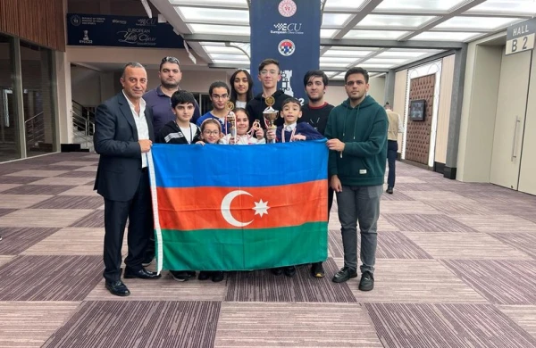 Azərbaycanın iki şahmatçısı Avropa çempionatında medal qazanıb