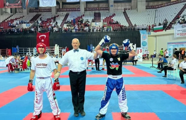 Eduard Məmmədov ikiqat Avropa çempionu olub