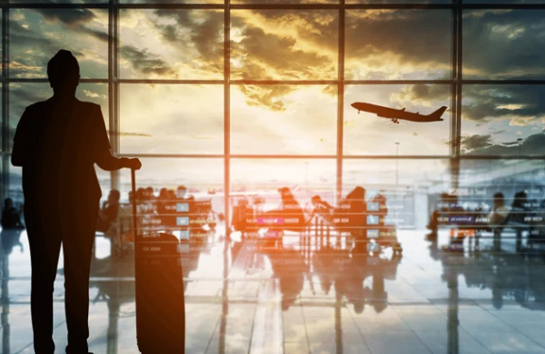 Bakı aeroportunda silahlı şəxs ələ keçirildi