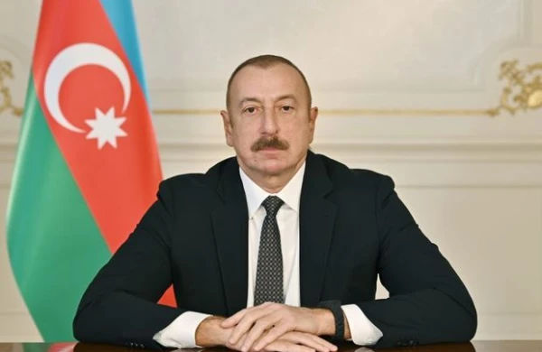 İlham Əliyev Kasım-Jomart Tokayevi təbrik etdi