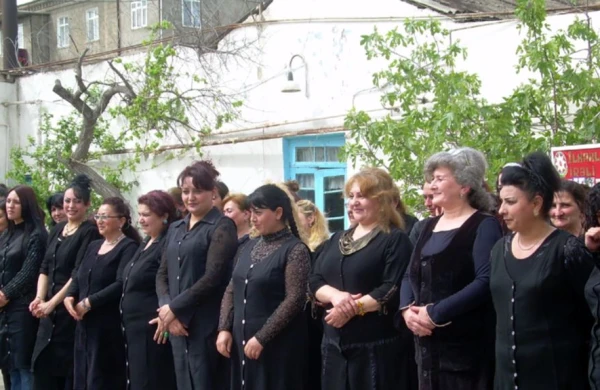 Məhkum qadınlar hansı hallarda həbsxanadan kənarda yaşaya bilər? - CAVAB