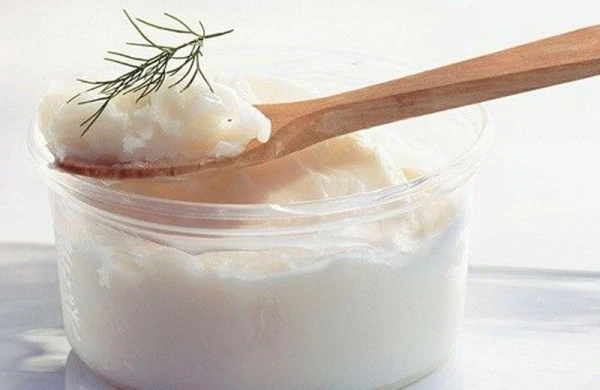 Qaynar sudan yanan körpənin qaz yağı ilə müalicəsi faciə ilə bitdi